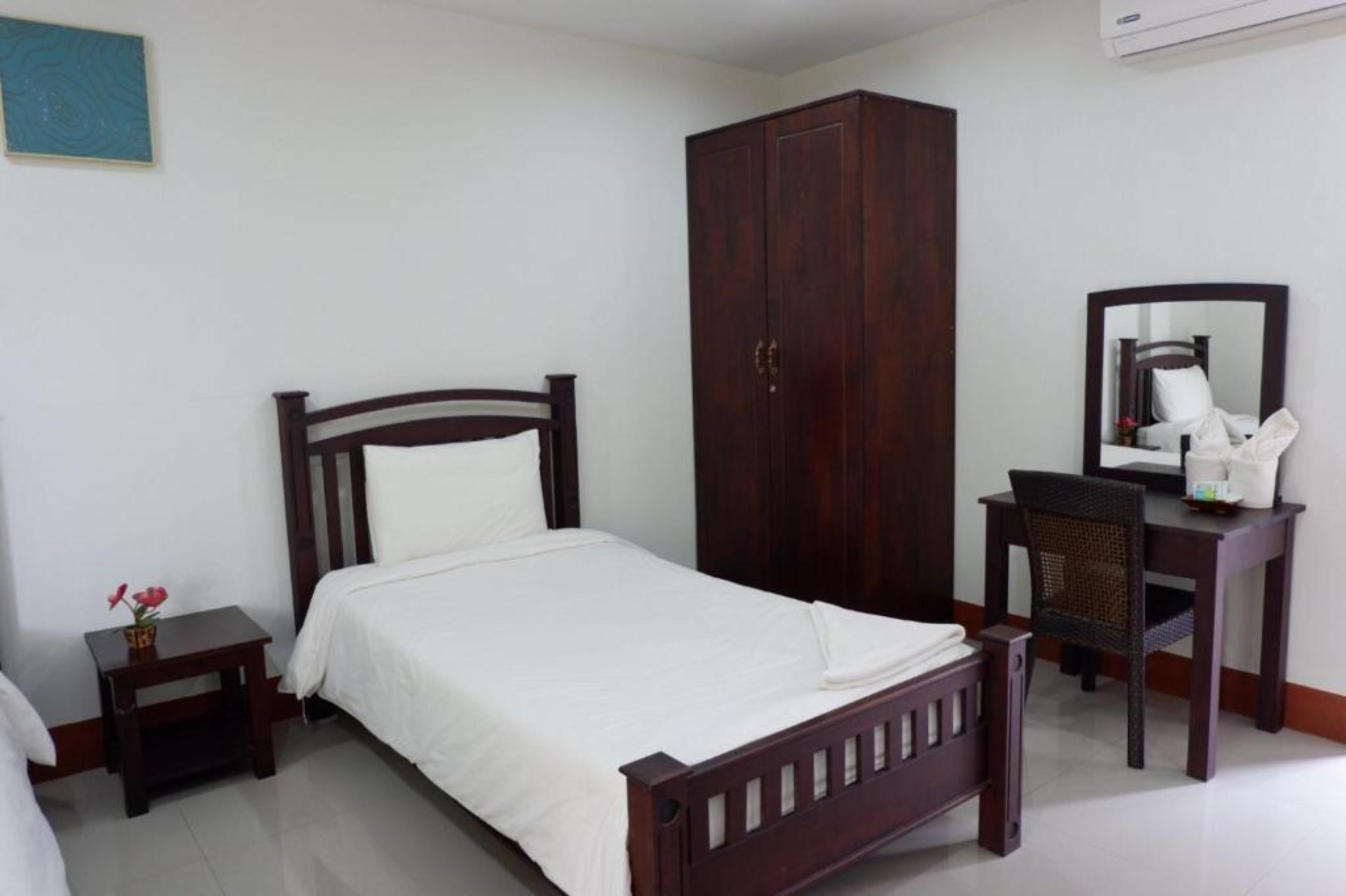 Na Chaidej Hotel Surat Thani Exterior photo