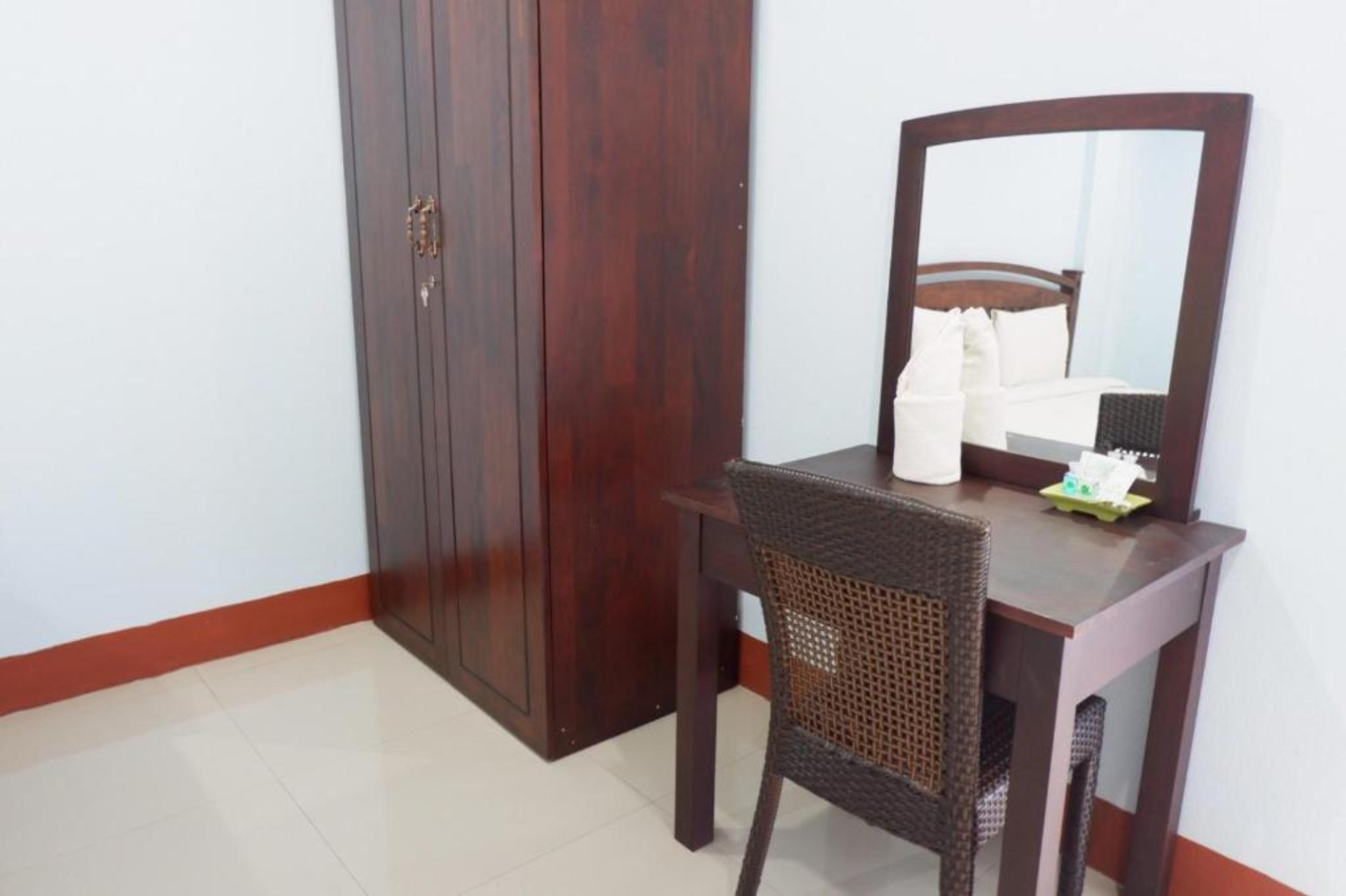 Na Chaidej Hotel Surat Thani Exterior photo