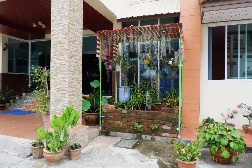 Na Chaidej Hotel Surat Thani Exterior photo