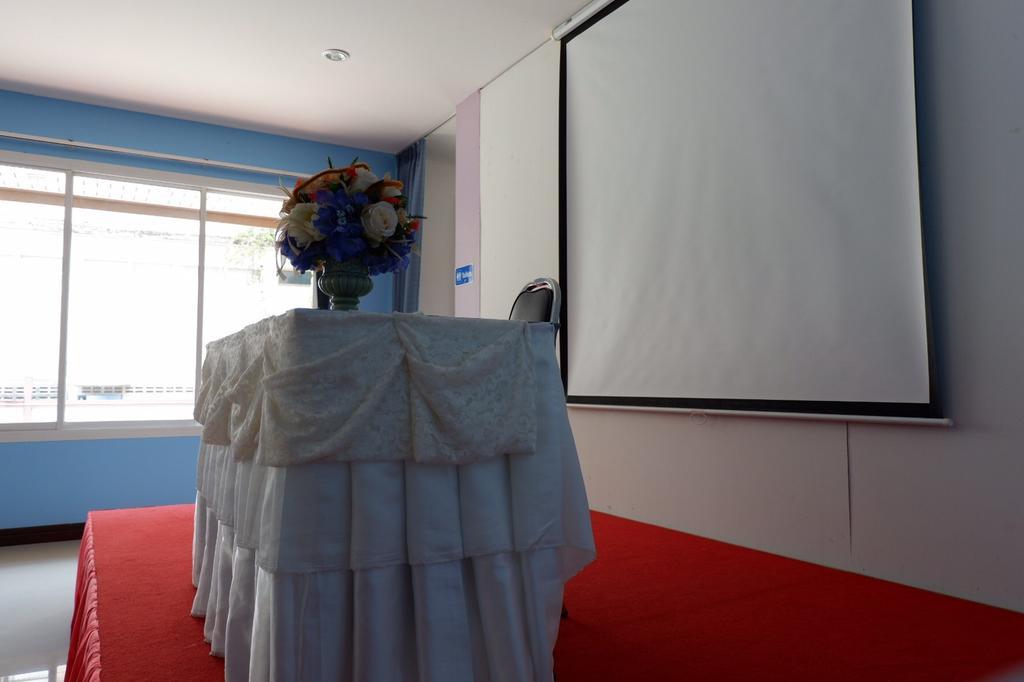 Na Chaidej Hotel Surat Thani Exterior photo