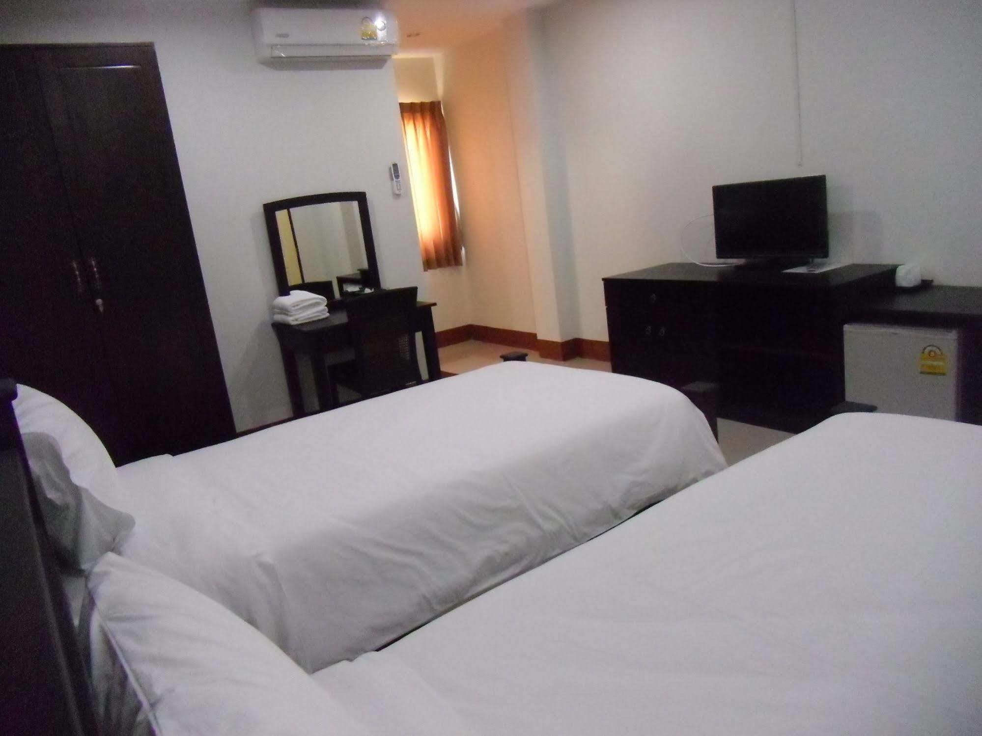 Na Chaidej Hotel Surat Thani Exterior photo